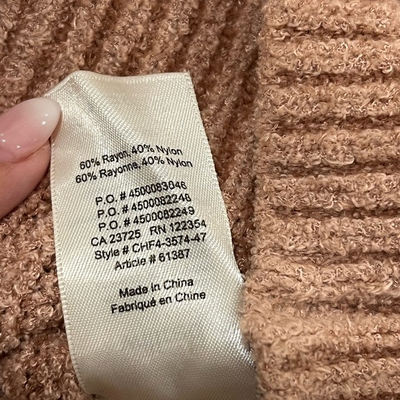 Wilfred Aritzia Essential Chenille Sweater - Picture 5 of 9